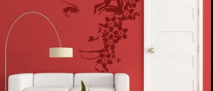 Samolepka na stenu žena za kvetinami, polep na stěnu a nábytek